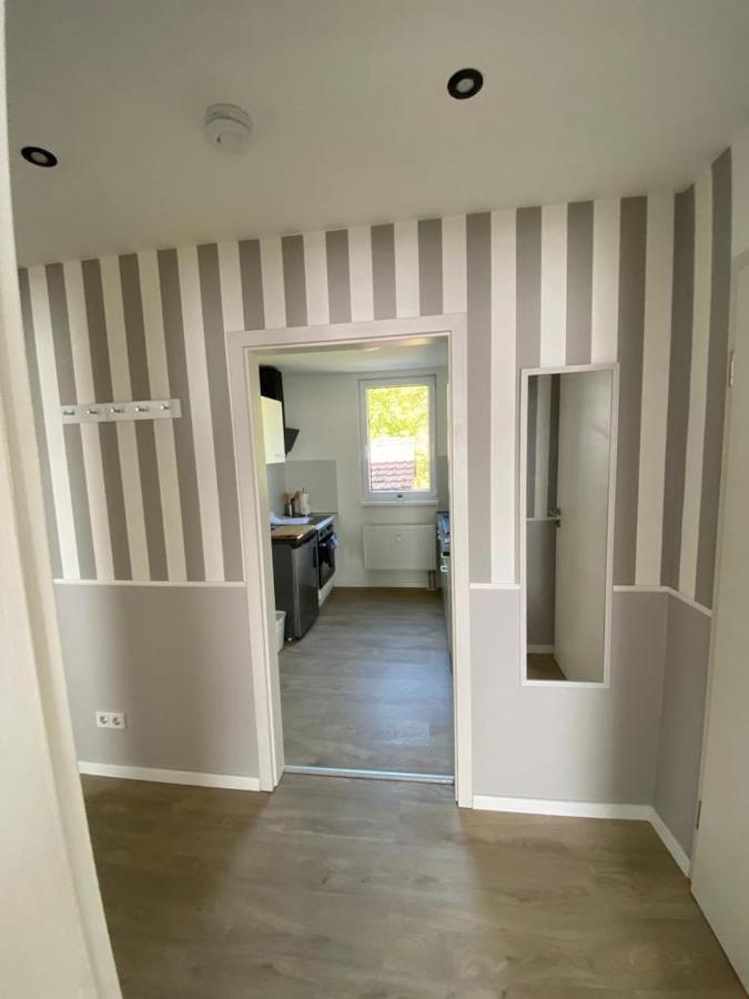 Schoene Ferienwohnung „Zum Glueck Tropical“ Eisenach Buitenkant foto