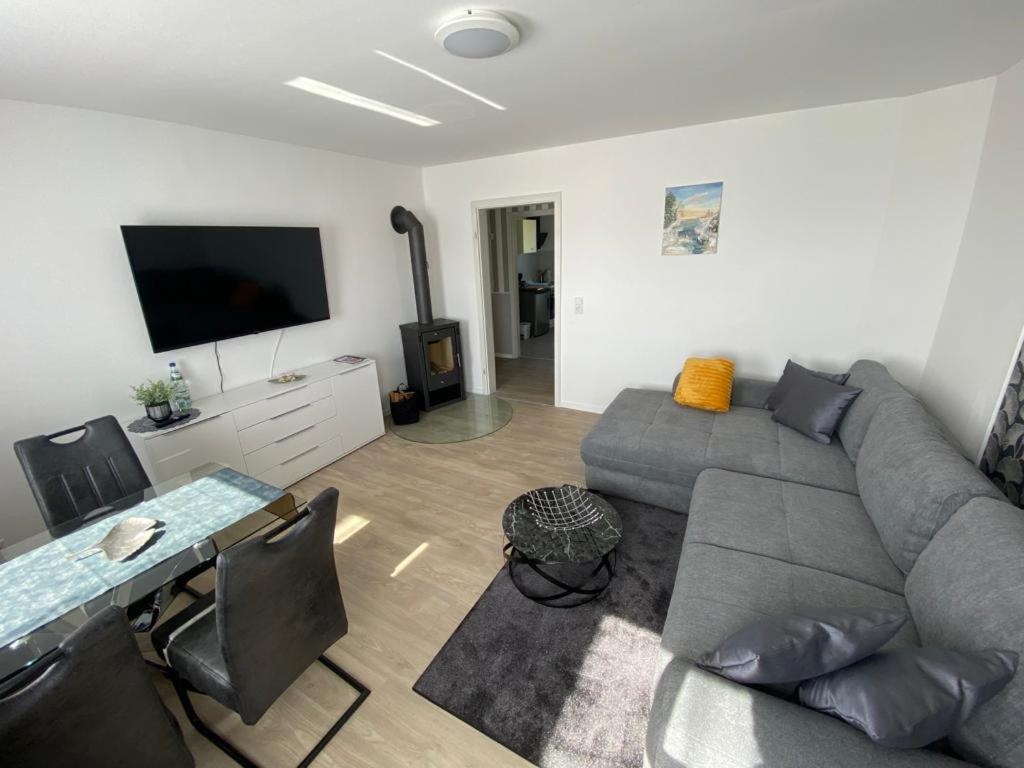 Schoene Ferienwohnung „Zum Glueck Tropical“ Eisenach Buitenkant foto